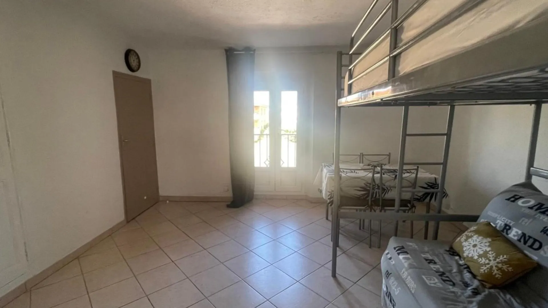 Bright Apartment In Le Muy With View And Amenities
