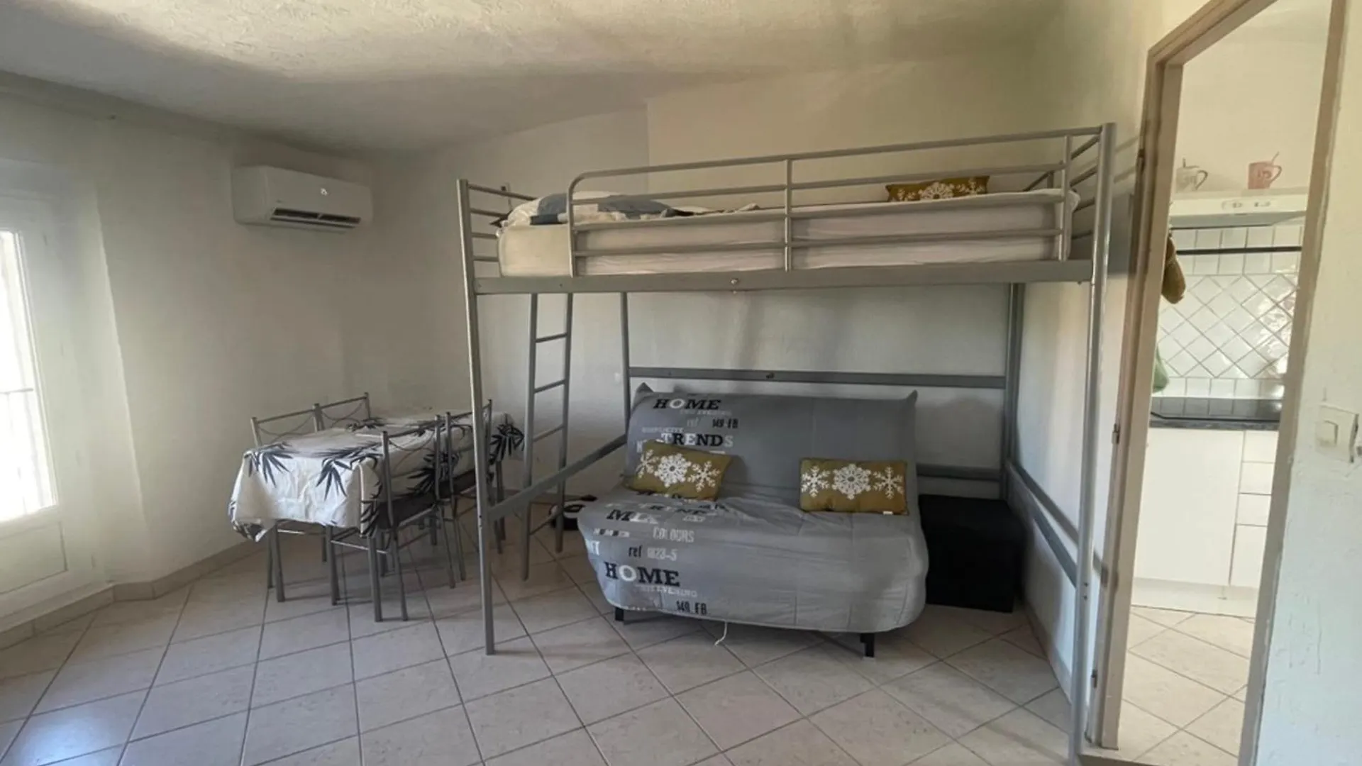 Bright Apartment In Le Muy With View And Amenities